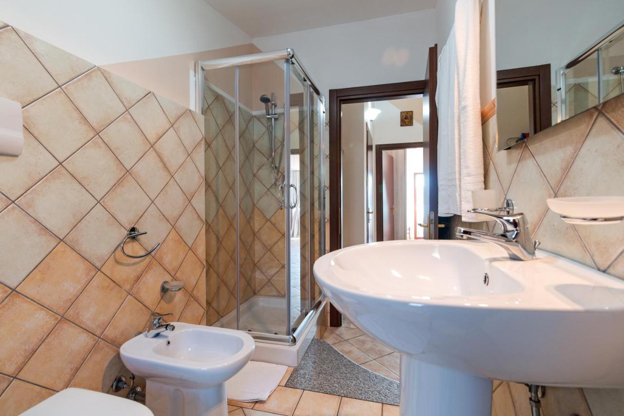 カーラゴノネSebastian Houseアパートメント エクステリア 写真
